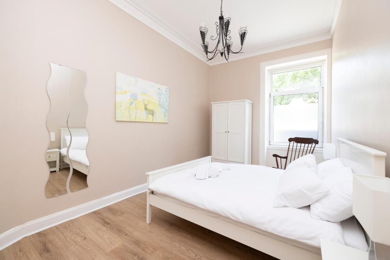 Appartamento Joivy Cosy 3Bed Family Flat Near Leith Edimburgo Esterno foto